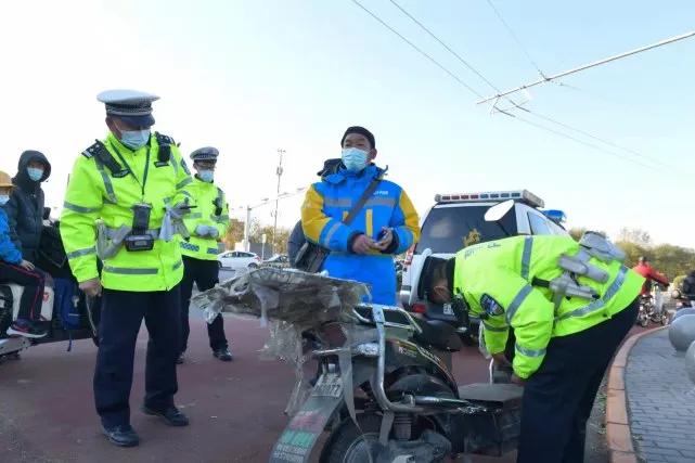 交警提示电动车准驾不符,交警提醒四种电动车能上路