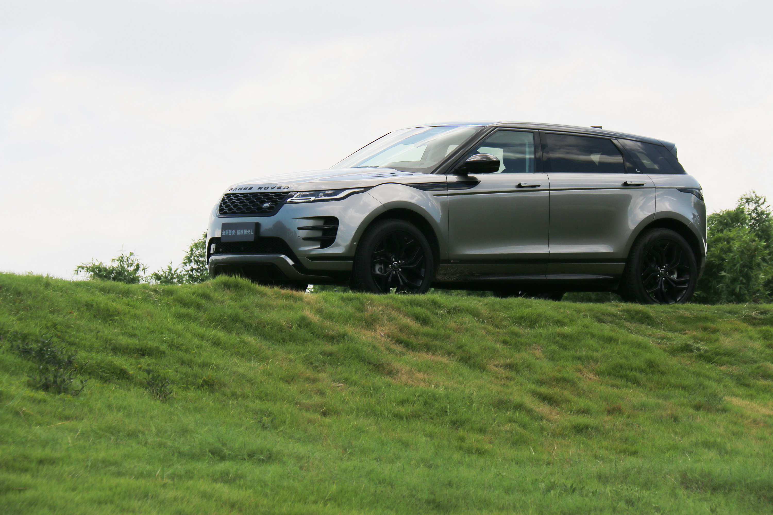 路虎揽胜极光l怎么样值得购买吗,2022路虎揽胜极光l值得买么