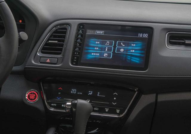 空间变态大的suv,高尔夫小钢炮和缤智