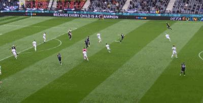 视频裁判靠谱吗,var裁判与主裁冲突