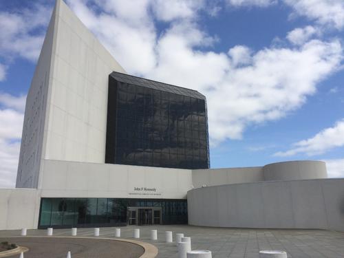 美国的总统图书馆？那是宋朝的“馆阁”玩剩下的东西