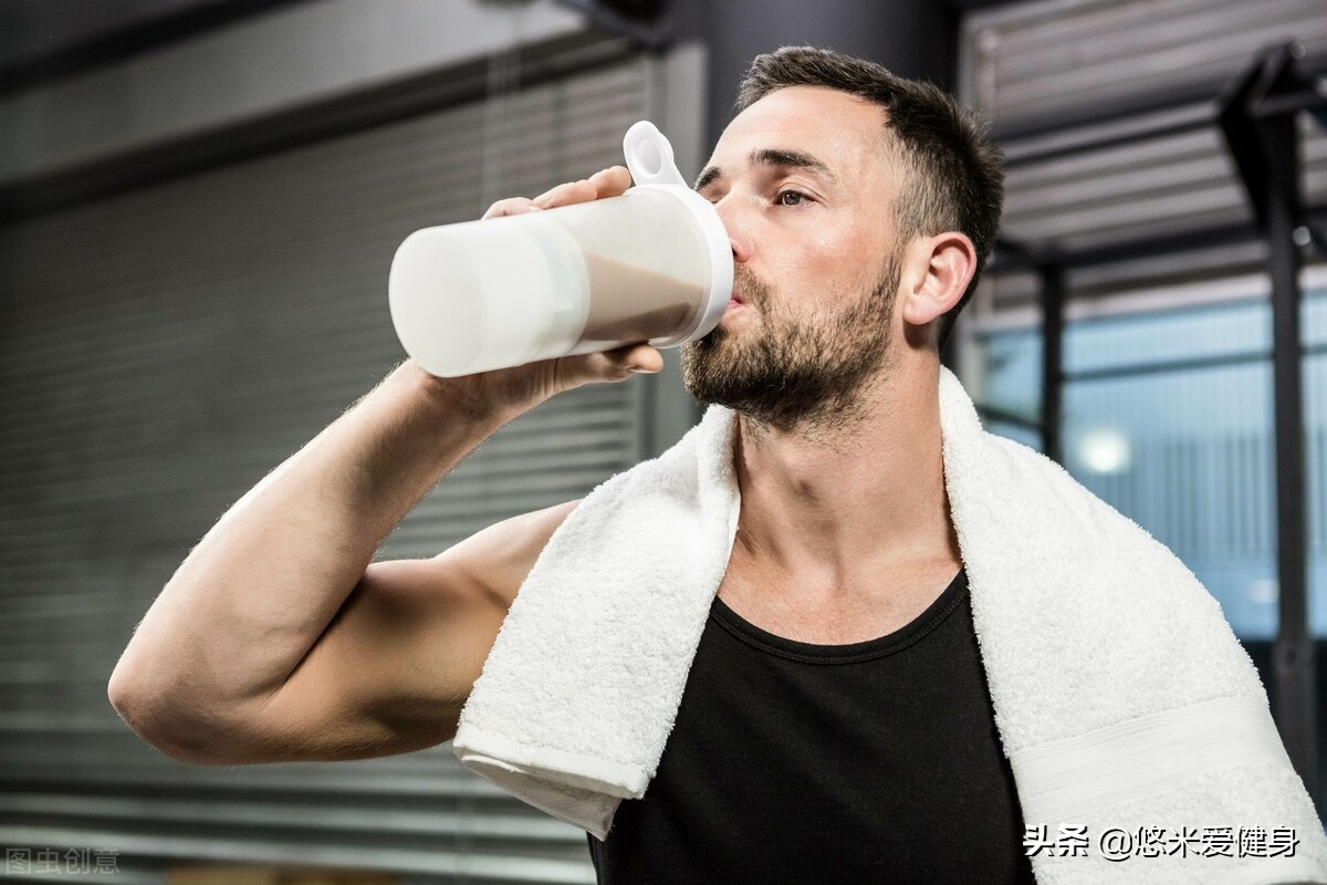 瘦子不吃蛋白粉锻炼三个月效果,喝蛋粉不运动会变胖吗