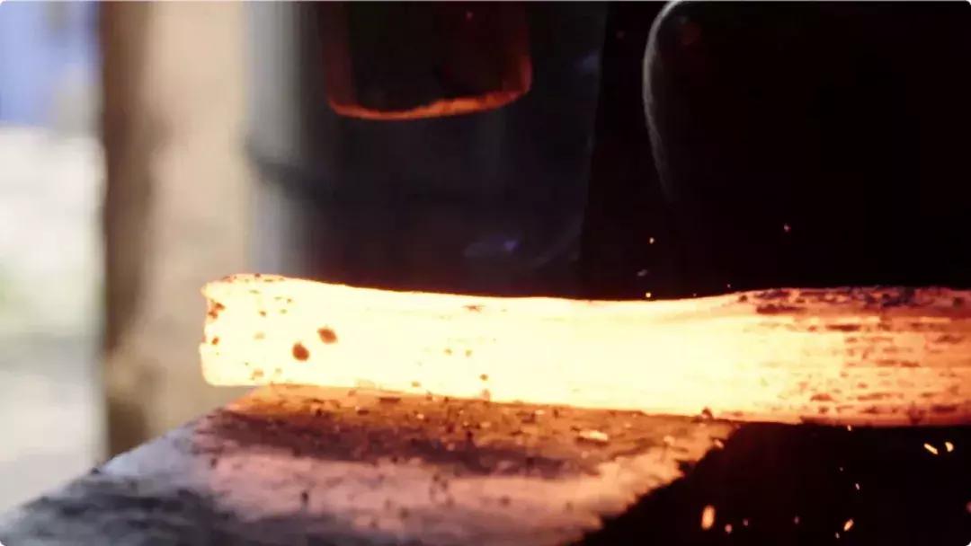 隐于青山下的铸剑人，用25年逐艺“先贤古技”