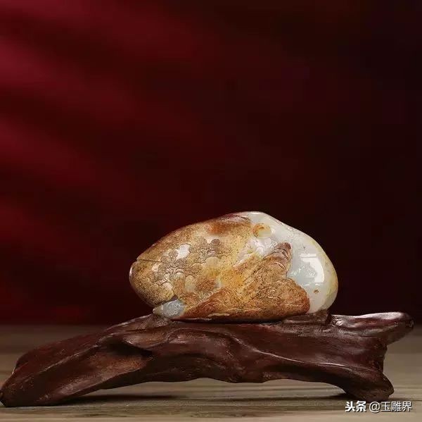 玉石雕刻评委刘月川点评山子雕刻，看看你离金奖又多远？