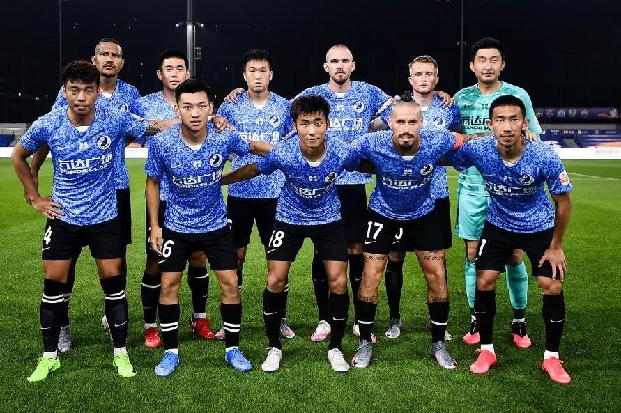 领先，但赢不下比赛！贝尼特斯的青春风暴为何刮不起来？