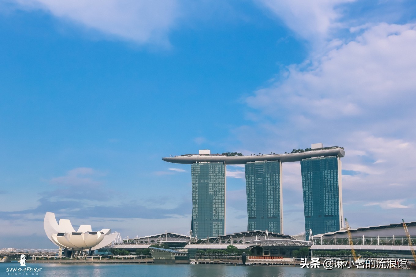 新加坡最豪华的体验,金沙酒店楼顶无边泳池,只有住一晚才能享受