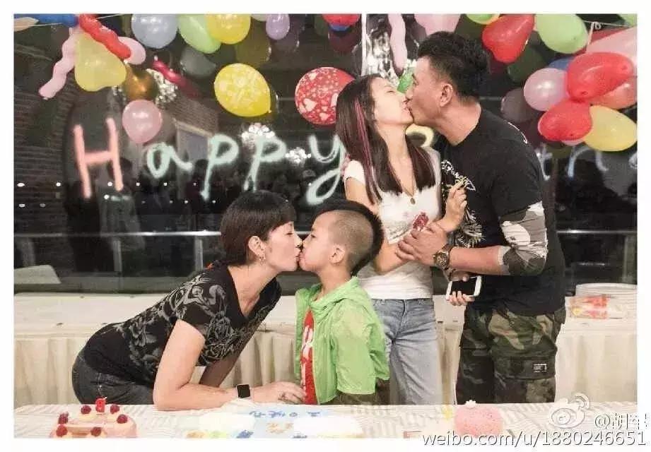 胡军和黄磊同框,胡军和黄磊