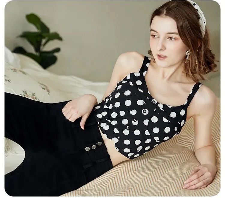 小白裤显瘦魔术裤,显瘦有弹性的魔术裤