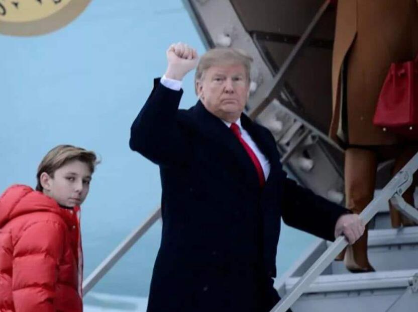 美国也无能为力？俄罗斯绝密*器武**问世，俄专家：美军无法与其对抗