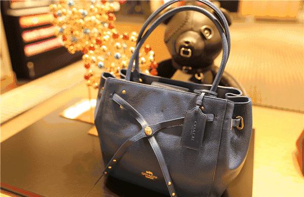 手拿包女款大气上档次直播,今年流行休闲手拿包