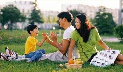 7岁小孩自述：爸爸，我太累了，放过我吧