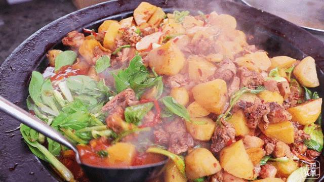 结棍！浦东版的“小*疆新**”美食一条街，让全上海人都羡慕