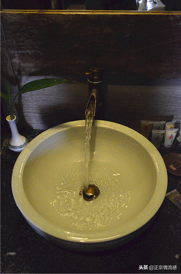 买个便宜的老二手房自己住行么,买个一室一卫的老房