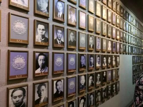 中国的五星红旗到底有多么强大,来感受一下五星红旗有多震撼人心