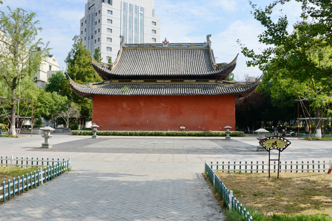 孔庙庙碑,长兴孔庙大成殿