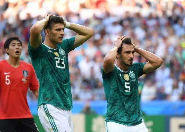 最强黑马!门将化妆登场曾“妖艳”世界杯东亚唯一一支全胜球队