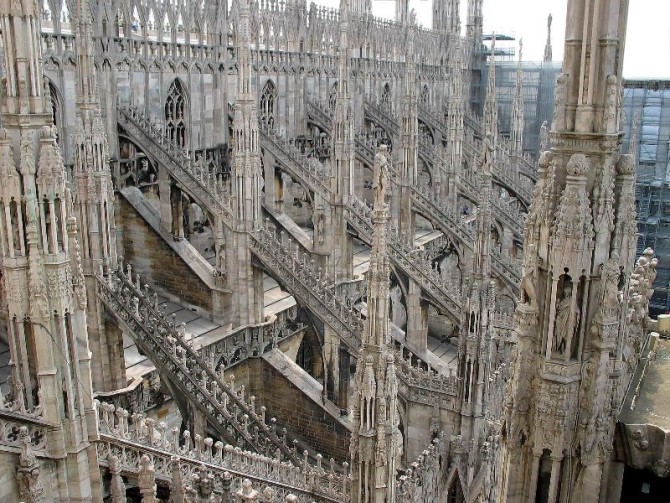 世界上最大的教堂圣伯多禄大教堂,德国世界著名圣母大教堂