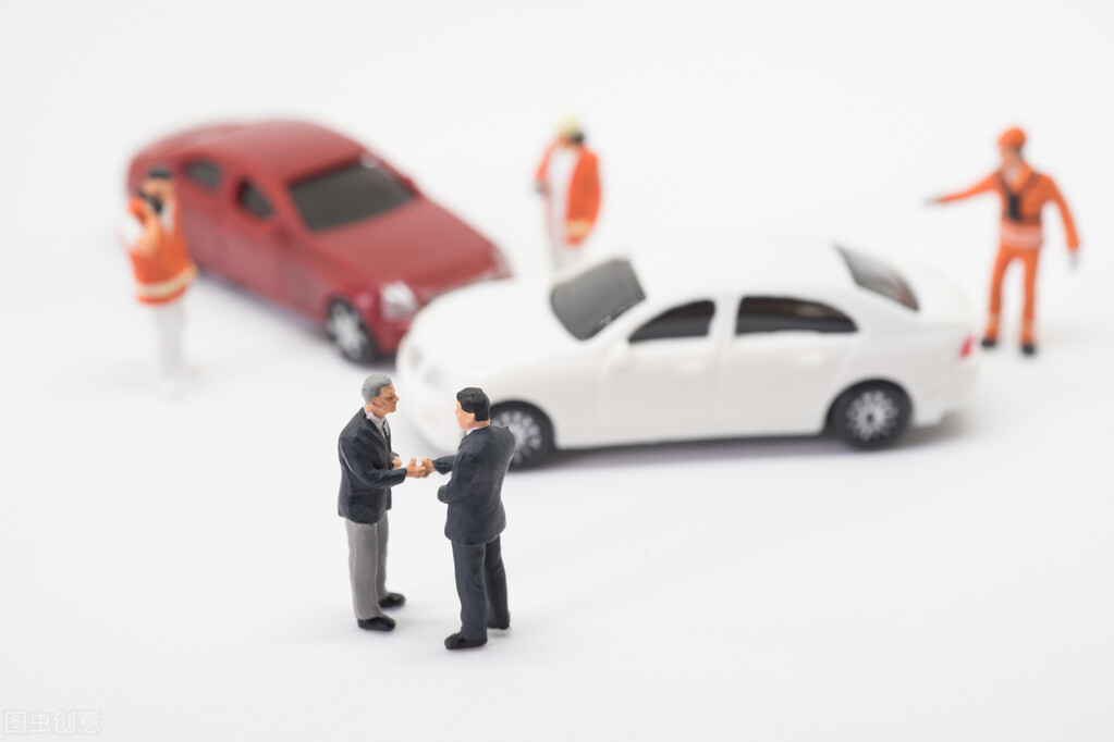 交通肇事罪如何认定逃逸致人死亡,故意伤人且肇事逃逸应判多久