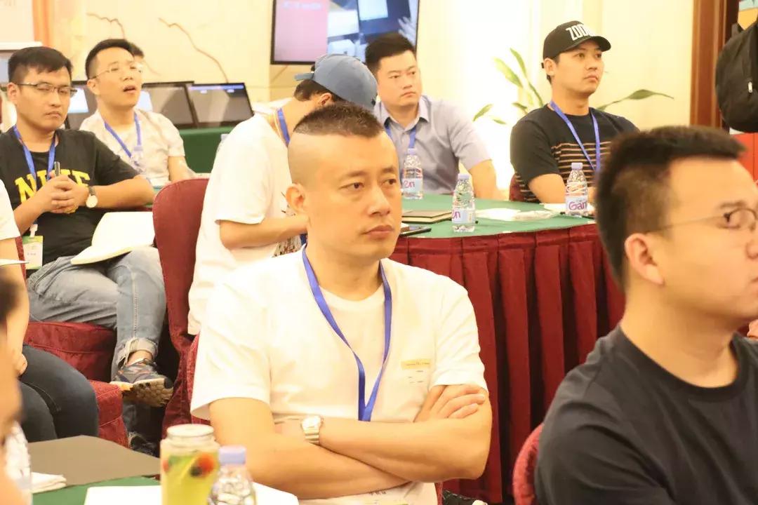 50家连锁茶饮创始人齐聚广州听小马宋、姚哲等分享定位学