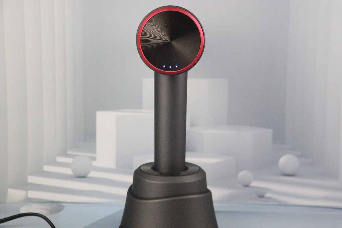 一个支持88W闪充的诗恩吹风机是要闹哪样？