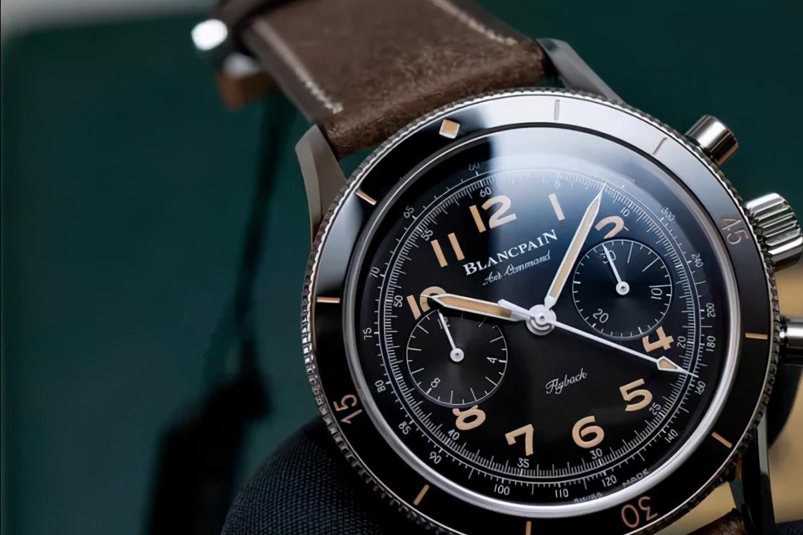 王一博同款手表值得购买吗,王一博常戴的手表有哪些