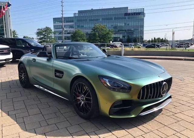 2名中国留学生盗窃豪车被捕，背后竟牵扯出了5亿*私走**大案....