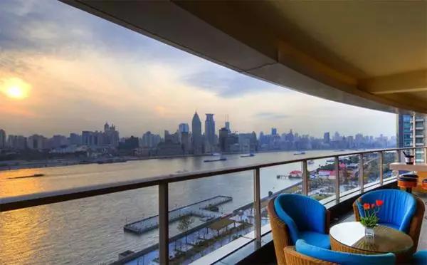 美国网红购豪宅,美国网红买下一万平城堡