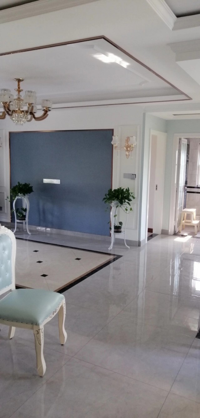 带花纹的瓷砖好,带logo的瓷砖会不会靠谱点