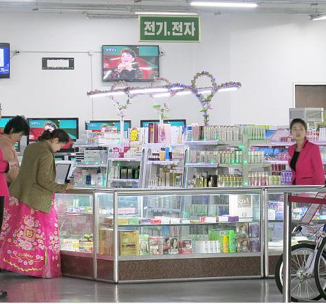 透视朝鲜扫码支付，局域网也很爽，属于“上层人”的专利