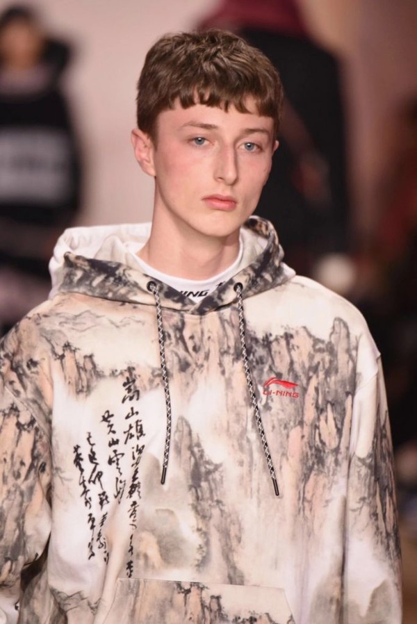 中国李宁为什么那么火,李宁为何越来越火