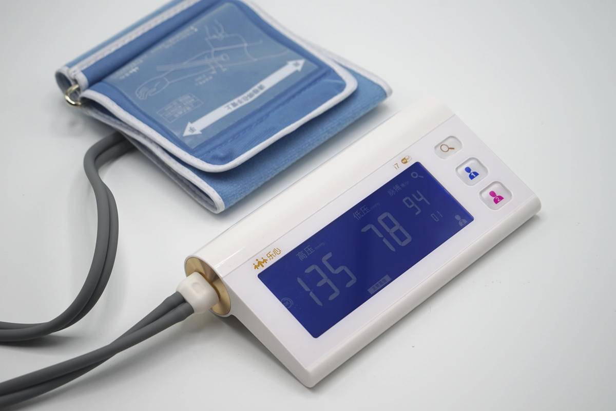 乐心双管血压计i7使用寿命,乐心双管血压计i7wifi版