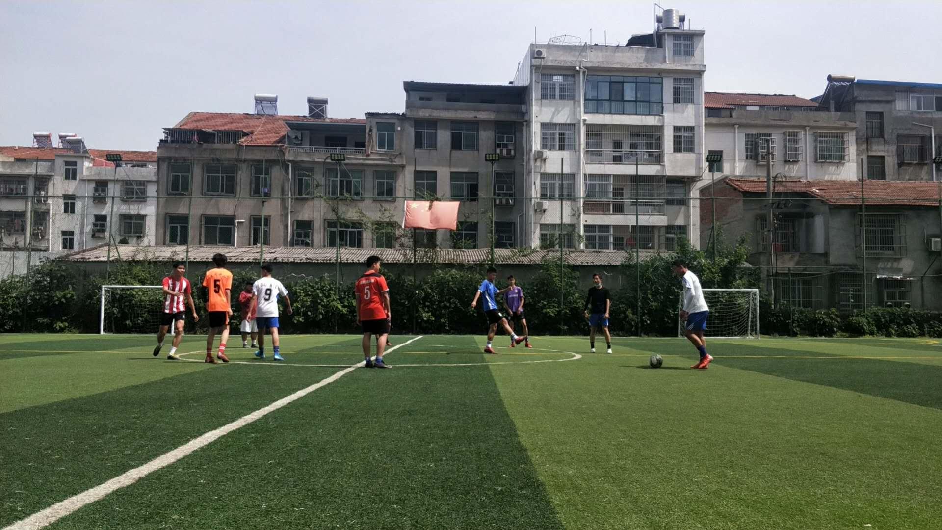 黄州足球场地哪里好,黄州足球设施