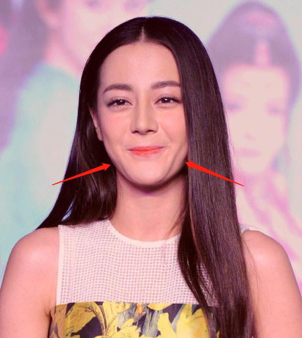 明星为何不除皱纹，热巴捧场纹好重，郑爽木偶纹完全不对称