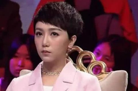 26岁小伙被养在家穿纸尿裤,26岁小伙穿纸尿裤