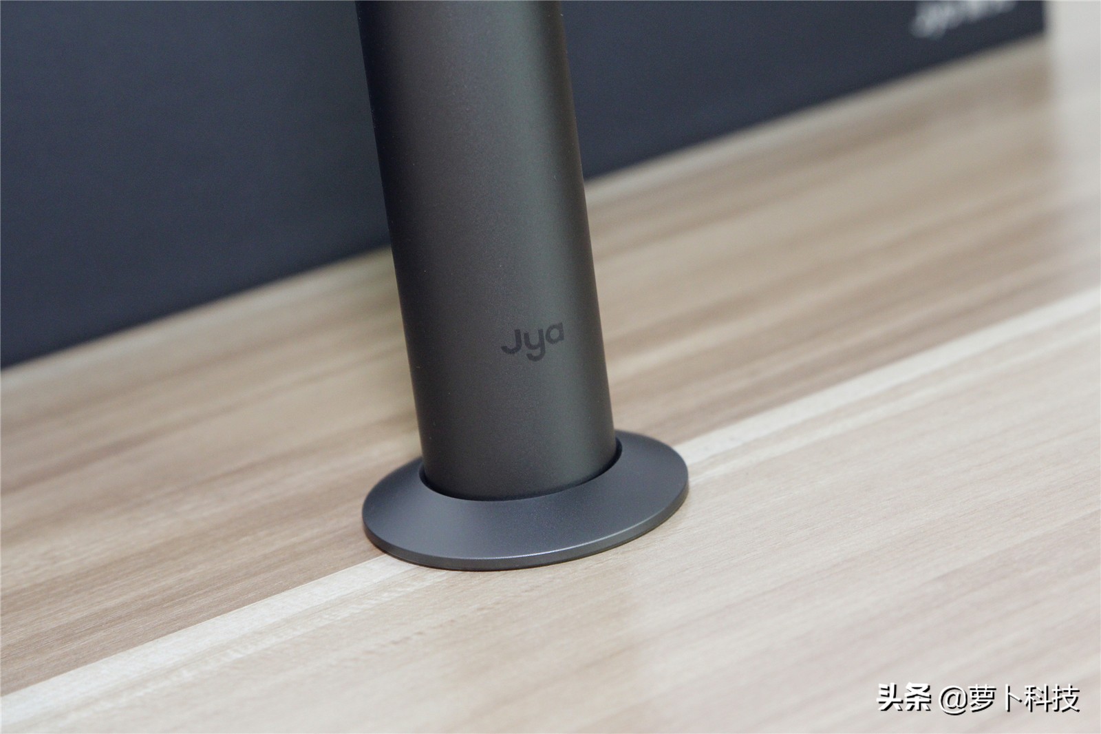 台灯测评巨亮,高品质台灯测评