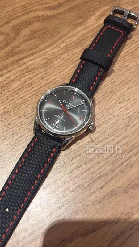 第一块表选日志还是水鬼,第一块表