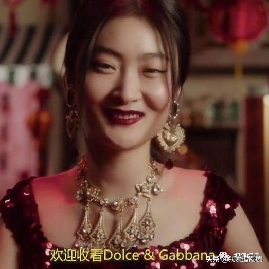 赵薇向男友人索吻,赵薇遭猴子索吻