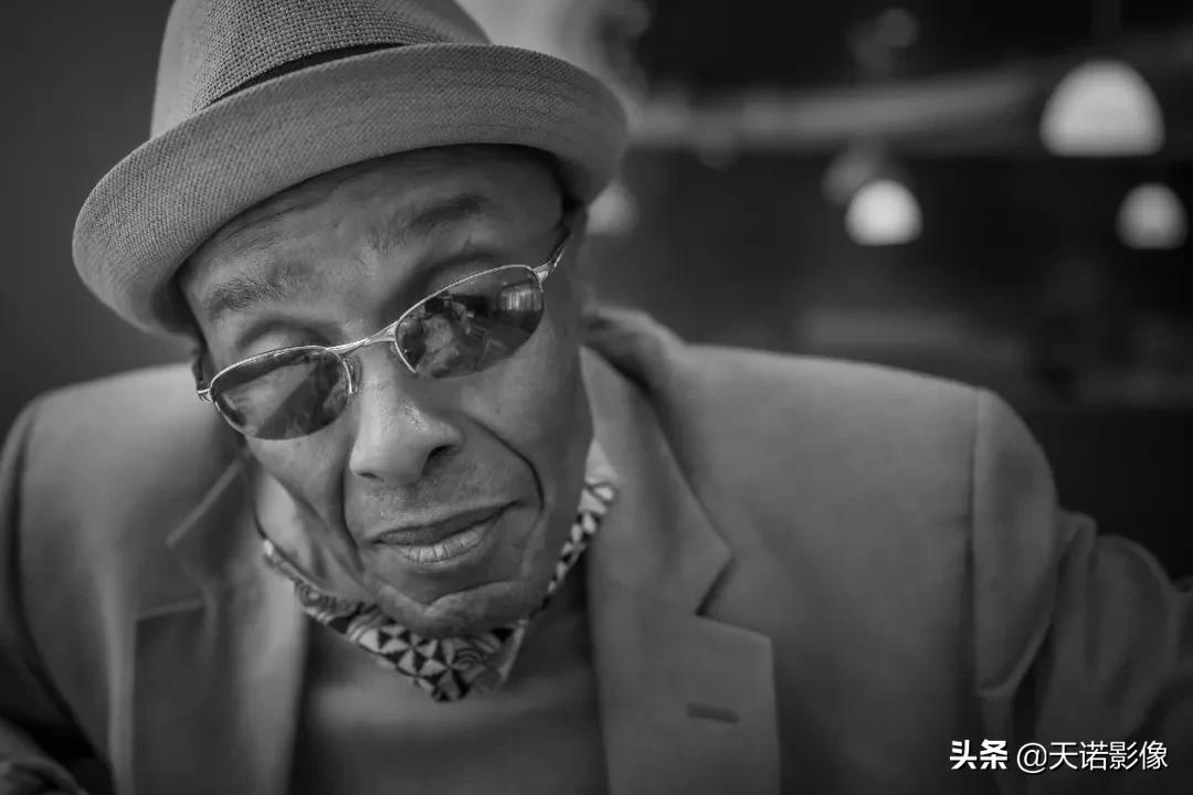 徕卡sl2摄影怎么样,徕卡sl2-s深度视频欣赏