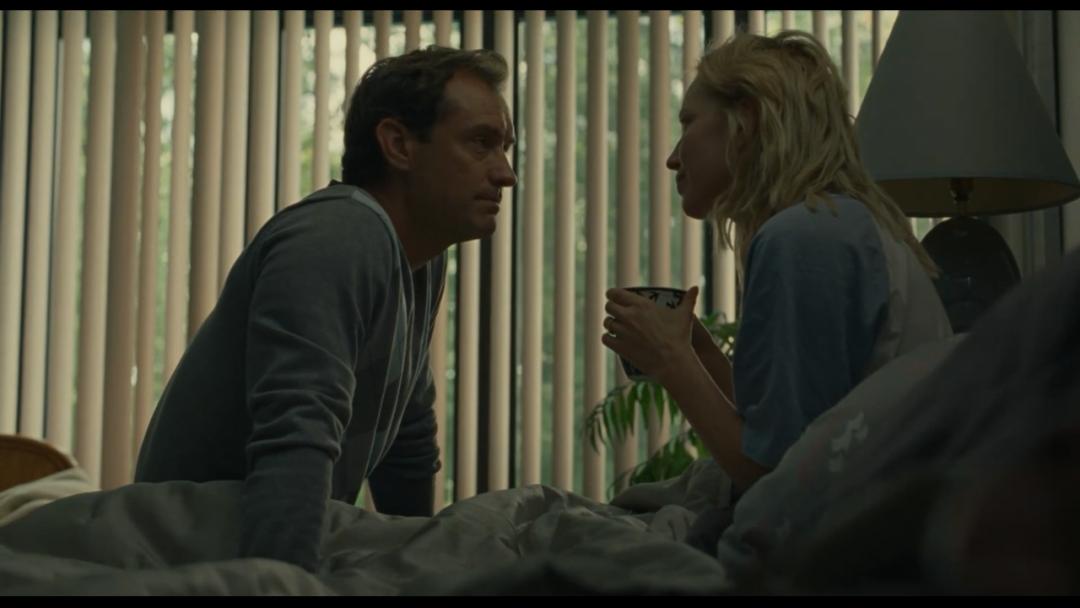 凡尔赛学经典反例,这部电影讲述了虚假繁荣的极端