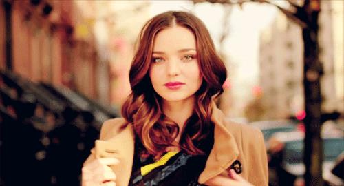 不要和用两个手机的人做朋友,不要和利用你的人做朋友