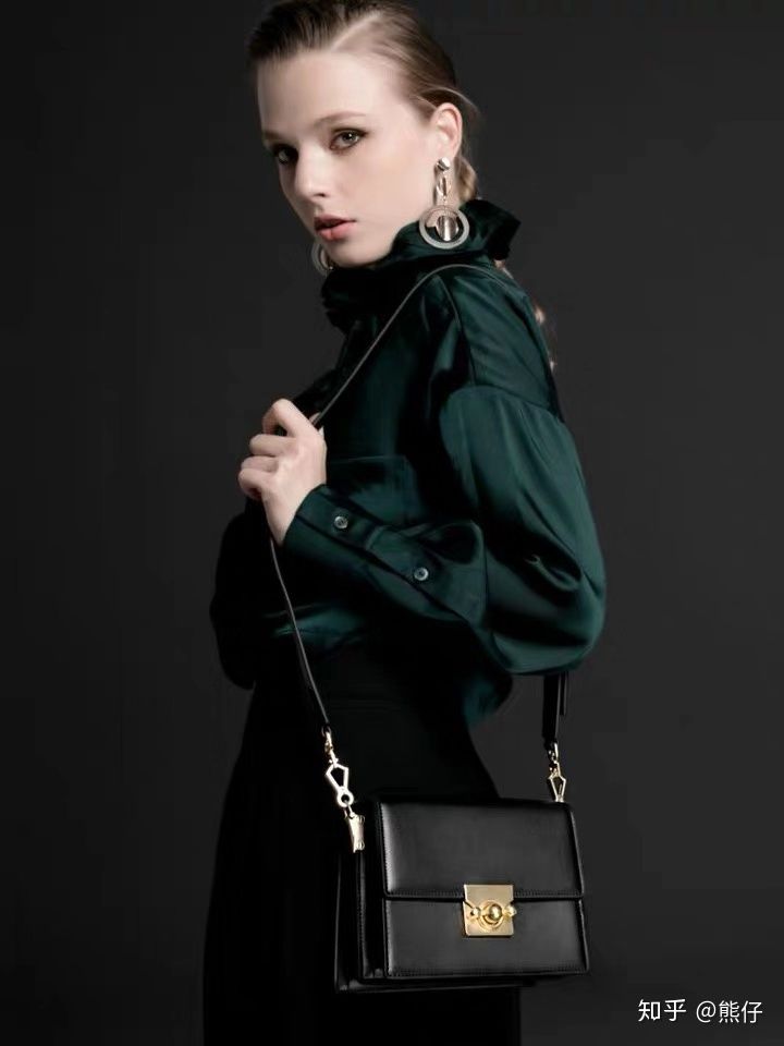 千元包包推荐轻奢20岁,千元小众包包推荐百搭平价