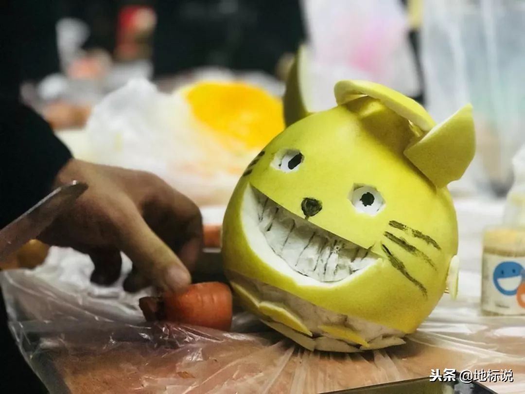 公司圣诞这样过!广告人把水果玩出花~