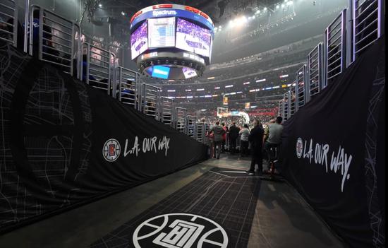 让詹皇起鸡皮疙瘩，让冷面小卡激动不已，斯台普斯到底有多神奇？