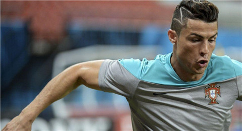 名字里有罗的名人明星,带罗字的足球明星