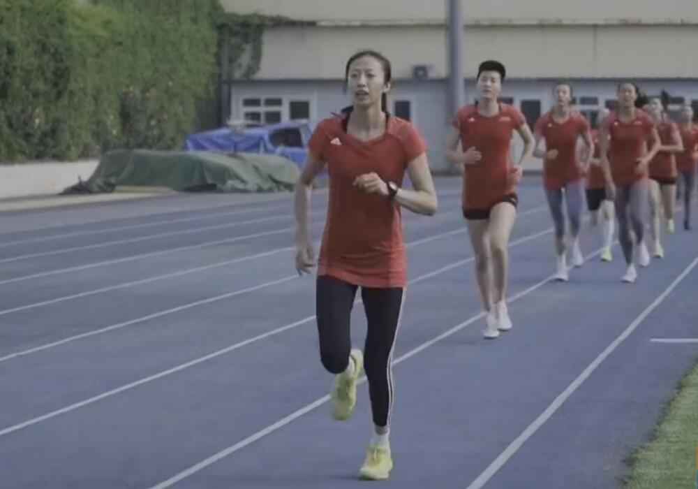 女排体能第一,中国女排2022集训体测