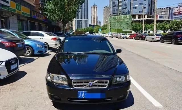 2004沃尔沃s80价格,老款s80沃尔沃到底值不值得买