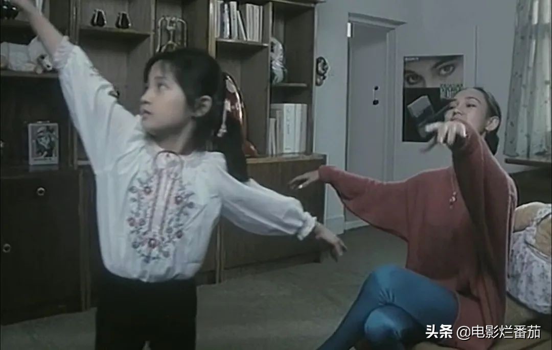 男孩出生就有记忆电影,男孩出生就带电电影