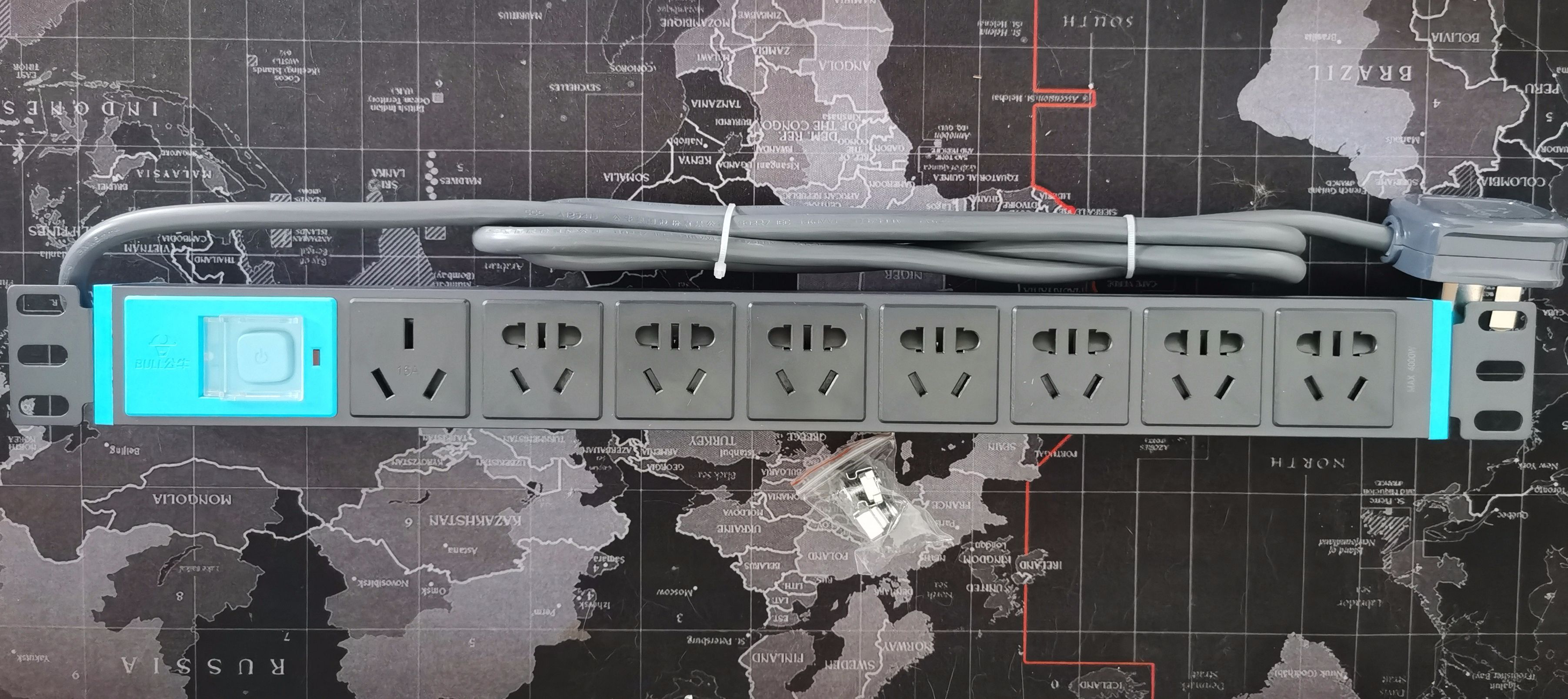 没有灯光的墙面,没有灯光没有灵魂