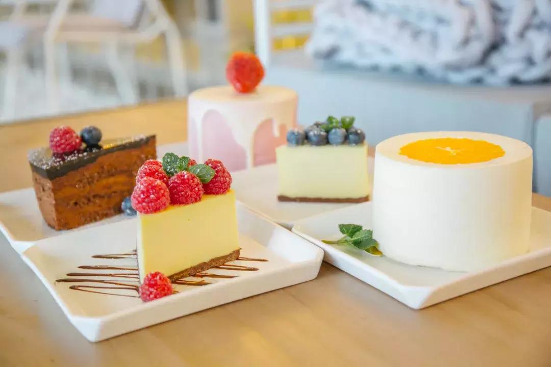 撩炸日韩少女心!风靡韩国的「花草系」咖啡店,韩国明星都爱去!