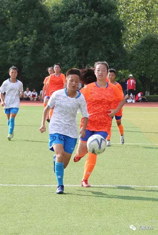 铿锵玫瑰精彩绽放自贡女足获亚军,铿锵玫瑰中国女足夺冠精彩视频